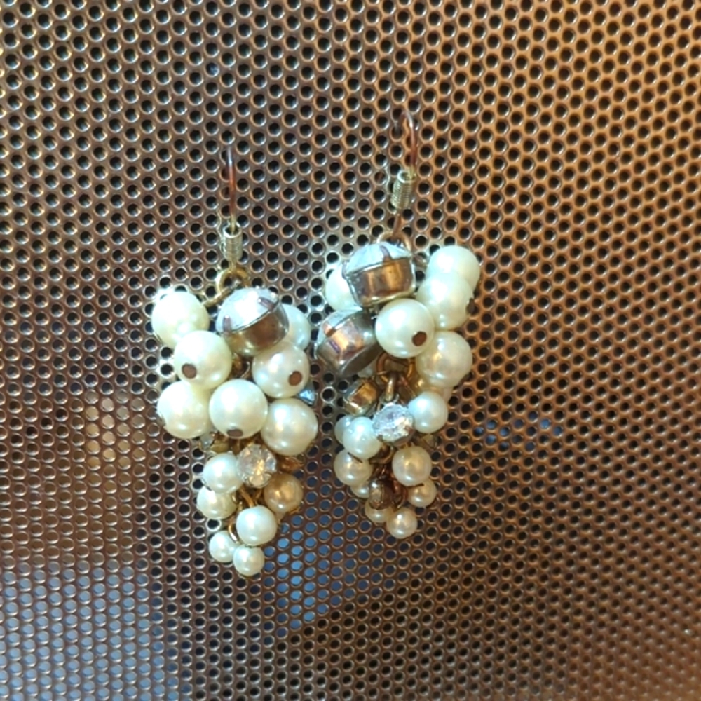 Elegant White Pearl Cluster Earrings